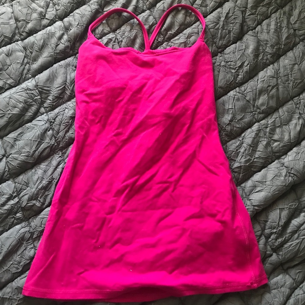 Lululemon dancing warrior top size 4